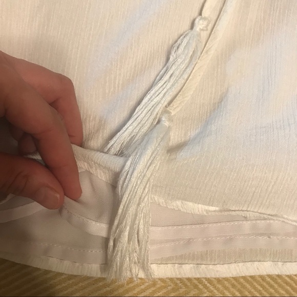 Naked Zebra white flowy tank with optional tie - Picture 3 of 4